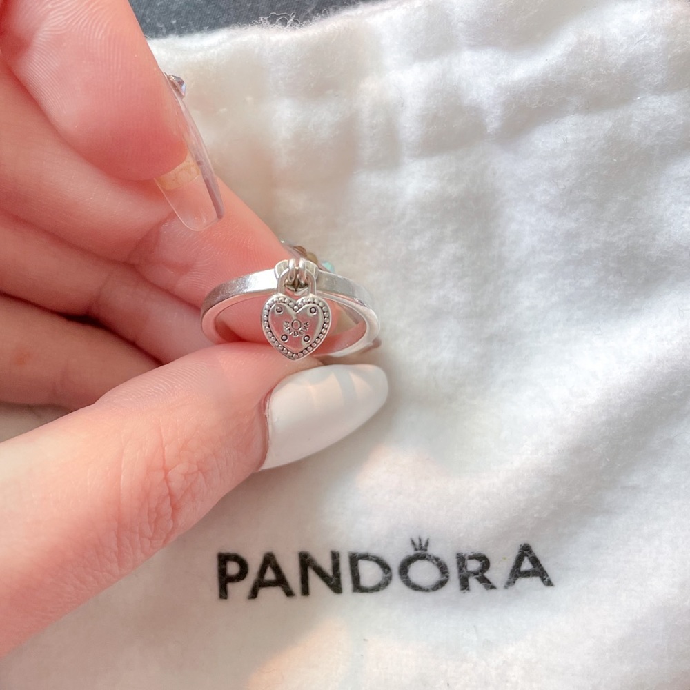 Pandora ring
